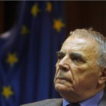 Nicolae Manolescu cercetat de ANI dupa ce MAE l-a uitat la Paris la 72 de ani. Familia Manolescu a incasat 5333 de pensii si alocatii pentru mame fara sa faca nimic la UNESCO
