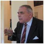 Scriitorul Adrian Suciu, exclus din USR pentru ca l-a criticat pe Nicolae Manolescu pe blog