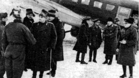 Generalul Pantazi in vizita pe frontul de la Stalingrad in 1942