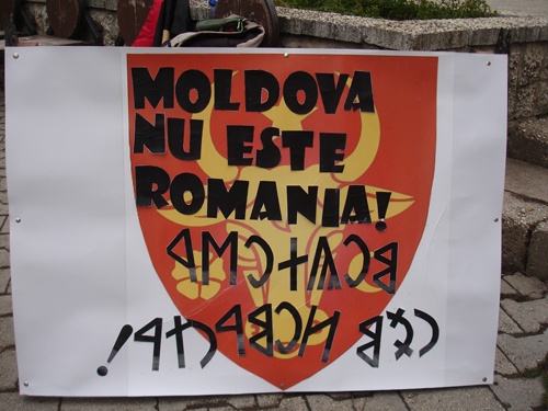 Protestul lui Csibi Barna la Chisinau - Moldova nu este Romania