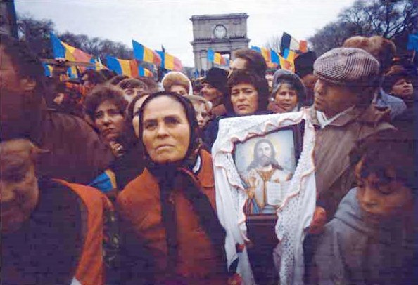 Chisinau frontul-popular-1989-icoana