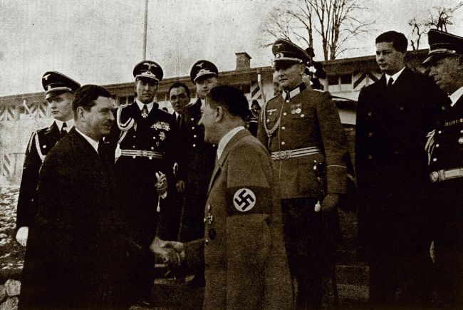 Regele Carol al II-lea, Regele Mihai şi Adolf Hitler la Berchtesgaden, 24 noiembrie 1938
