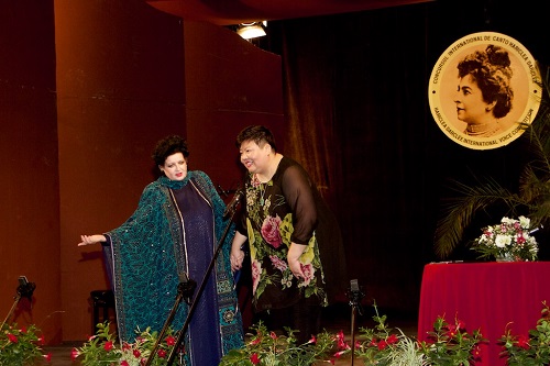 Mariana Nicolesco impreuna cu mezzosoprana Baoyi Bi din China