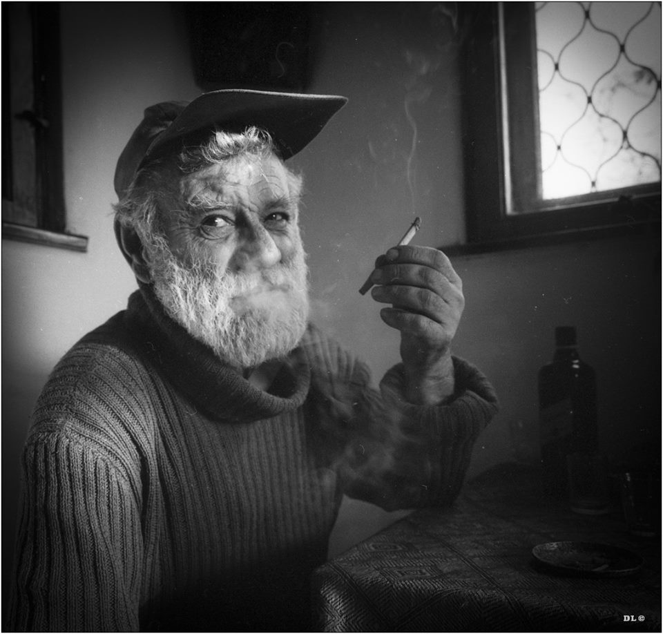 Badia Ernest Maftei de Dinu Lazar - Cât a mai hi un băţ di catarg, sî nu lăsaţi steagu’ din mână!