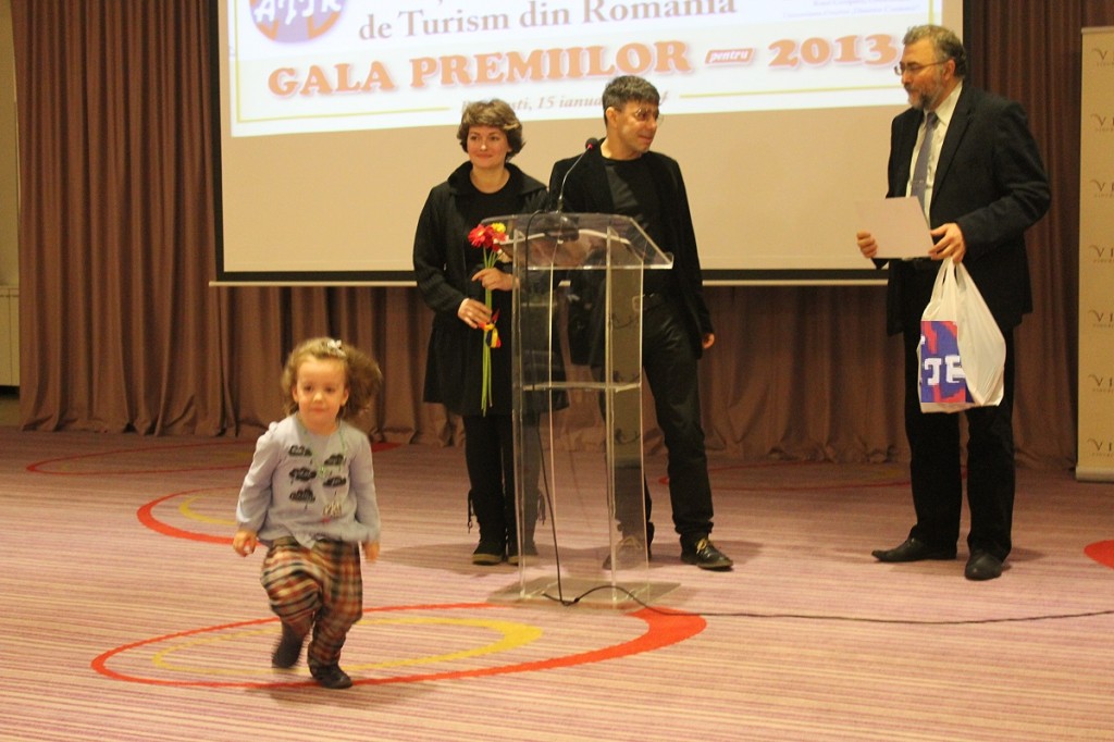 Cristina si Victor Roncea la Premiile AJTR 2013 pentru Basarabia - 15 Ian 2014