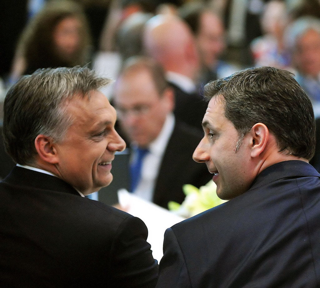 Viktor Orban si János Lázár, doi indragostiti de aceeasi baba nebuna: "Ungaria Mare"