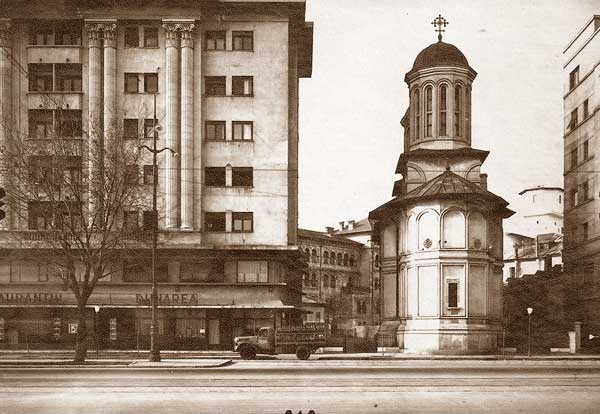 Biserica Enei pe Bulevardul Magheru - Fotografie de Arhiva