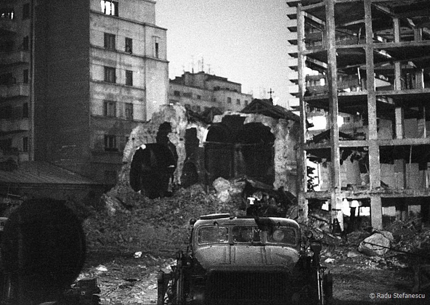 Demolarea Bisericii Enei 1977 Foto c Radu Stefanescu 28